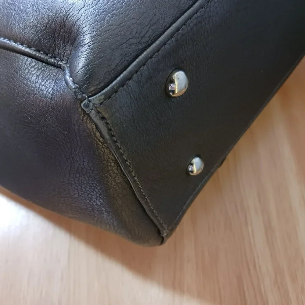 Charming Charlie Dark Gray Handbag Tote Buckles Zipped Closure - Picture 12 of 12